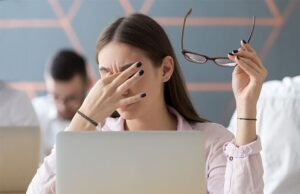10 Ways to Relax Your Eyes When Using Computers and Phones 10 ways to relax your eyes when looking at the screen for too long