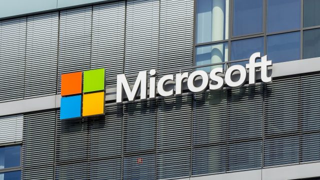 21H1 and 21H2 Updates for Windows 10 Pro (1 GHz)