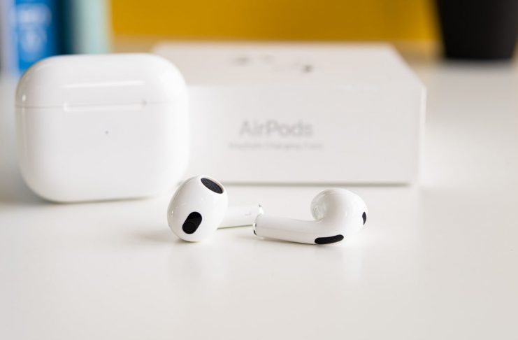 Apple AirPods 4